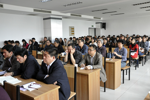 河北大学管理学院院长孙健夫来我院作报告