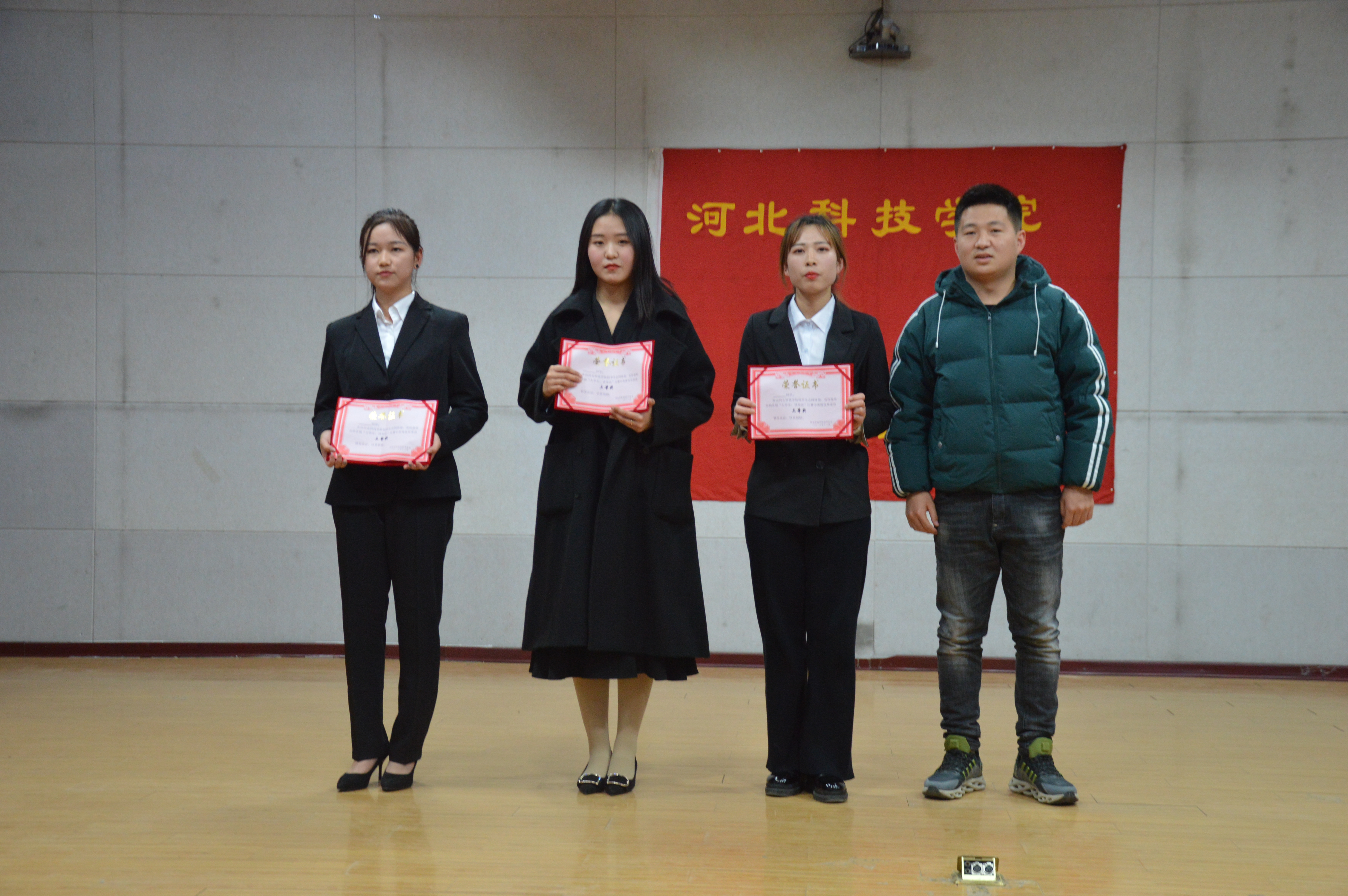 太阳集团tcy8722首届“大学生 讲宪法”比赛圆满落幕