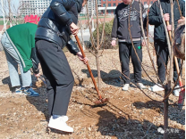 建绿色河科，立绿色观念