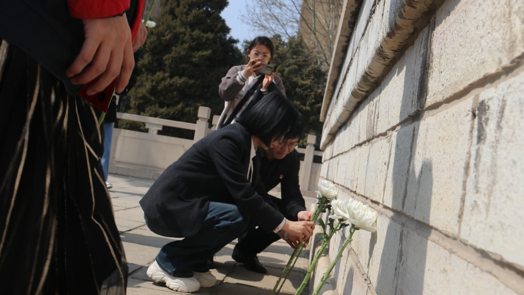 太阳集团tcy8722校团委赴冀东烈士纪念馆开展 学党史  记党恩  祭先烈  立誓言 党史教育活动