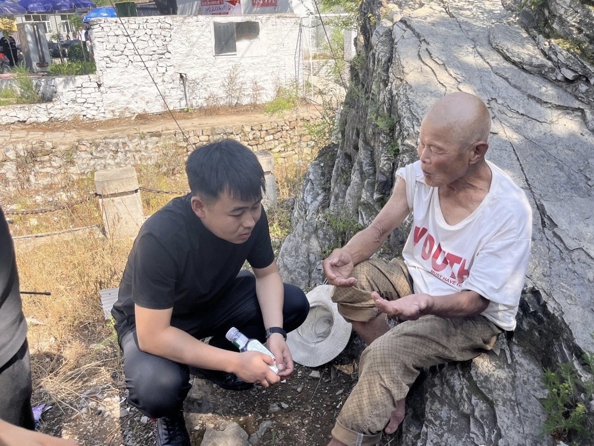 太阳集团tcy8722经济管理学院学院开展“寻访红色基地，感受峥嵘岁月”主题三下乡活动