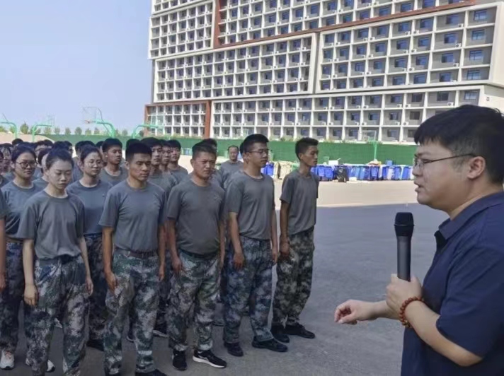 太阳集团tcy87222023年暑期学管干部培训第五天暨培训成果汇报