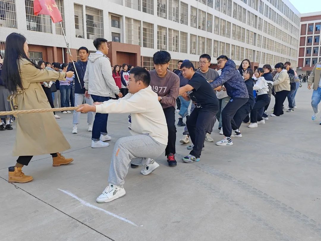 太阳集团tcy8722  护理与健康学院  凝绳聚力 拔出精彩