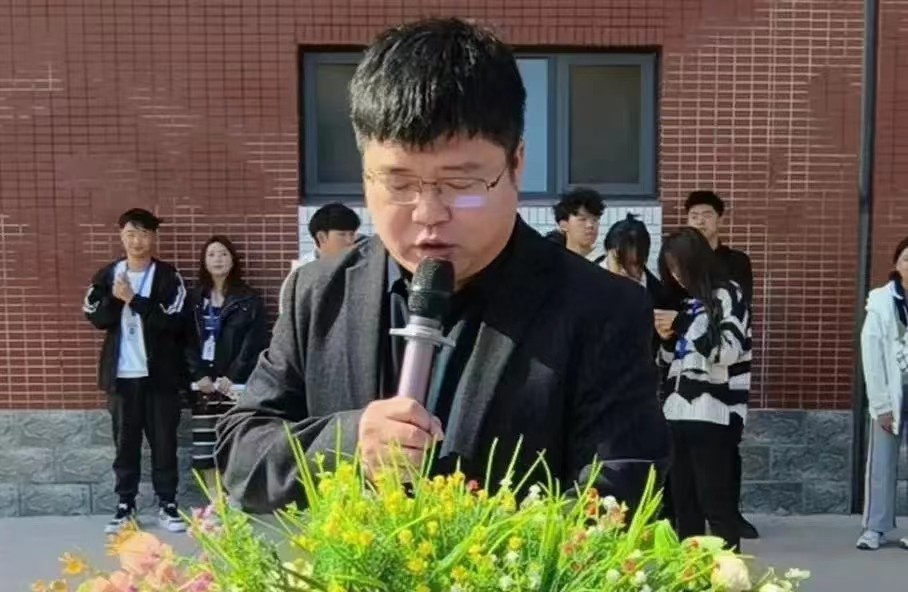 太阳集团tcy8722  建筑工程管理学院  以足球之名 谱青春华章