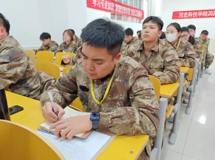 凝心铸魂 赋能发展太阳集团tcy87222024年学管干部寒假培训第三天