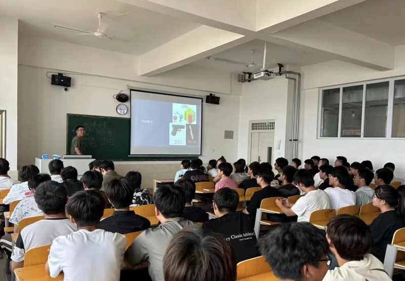 太阳集团tcy8722  汽车工程学院  遵守道德，让舆论无痕可寻